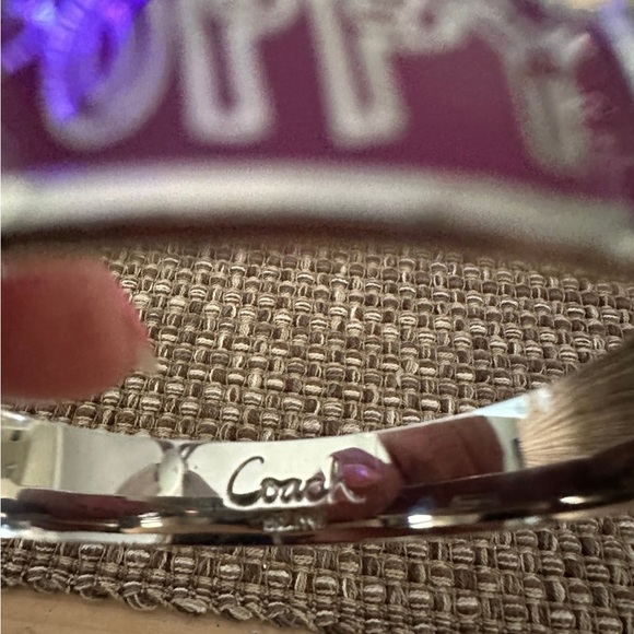 Coach Poppy Fuchsia Bracelet - Picture 5 of 5